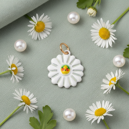 White Daisy Charm 4 - Cottagecore Scene